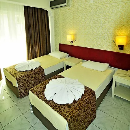 Sun Kiss Hotel 2*