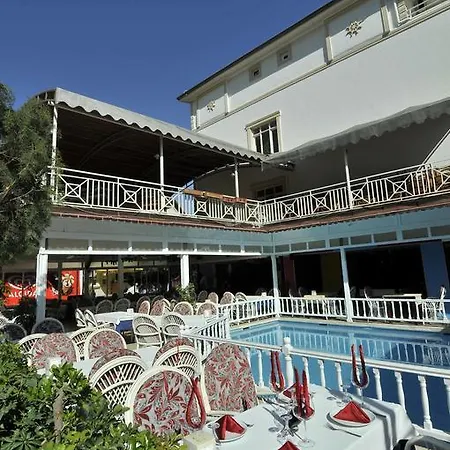 Sun Kiss Hotel 2*