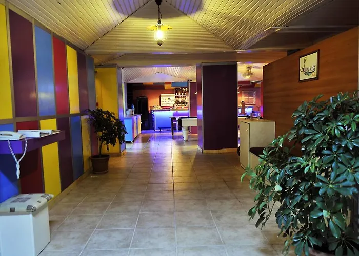 فندق Sun Kiss 2*