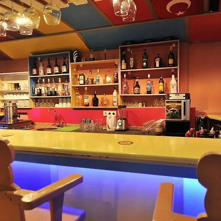 Sun Kiss Hotel 2*